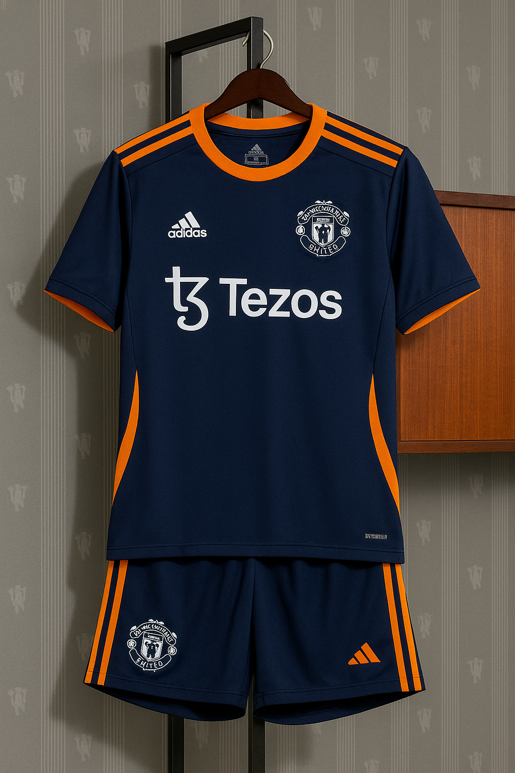 Manchester United Navy Blaze Kit.(Embroidery)